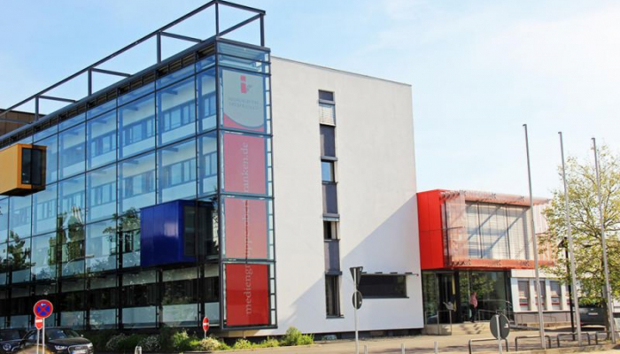 Die Mediengruppe Oberfranken setzt auf digitale Bewegtbilder an der Außenfassade