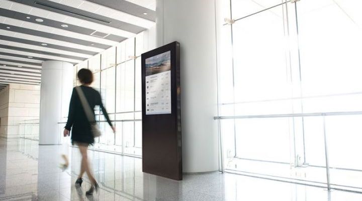Digitale Wegeleitsysteme beim Digital Signage Anbieter Komma,tec redaction