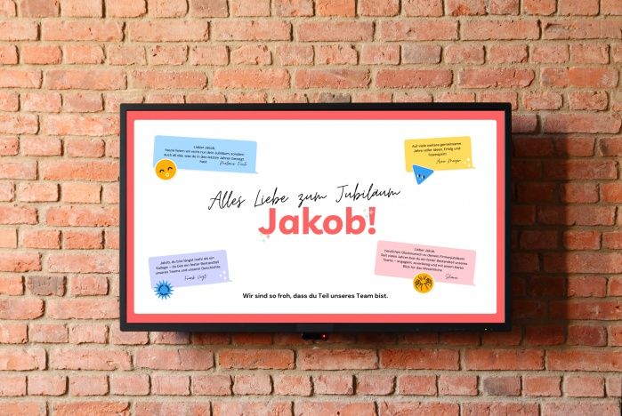 Firmenjubilaeum auf einem digitalen schwarzen Brett