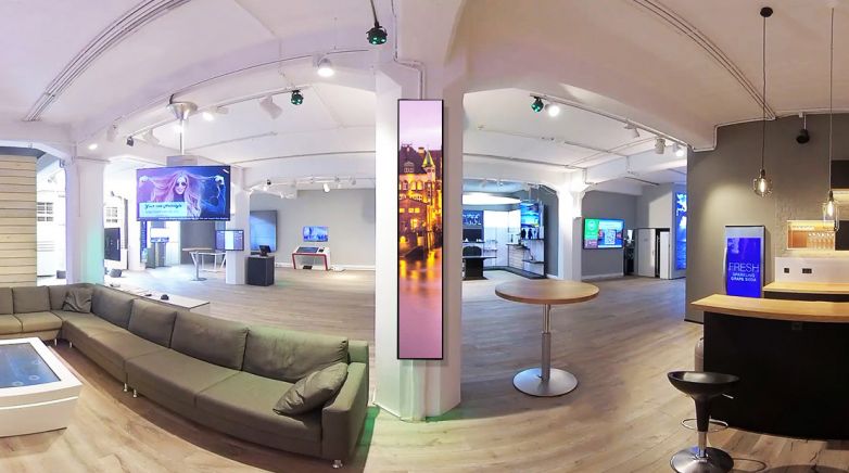 Digital Signage Innovation Center - Der Showroom der komma,tec redaction