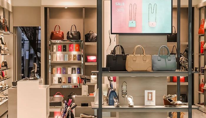 Digital Signage Displays in Geschäft