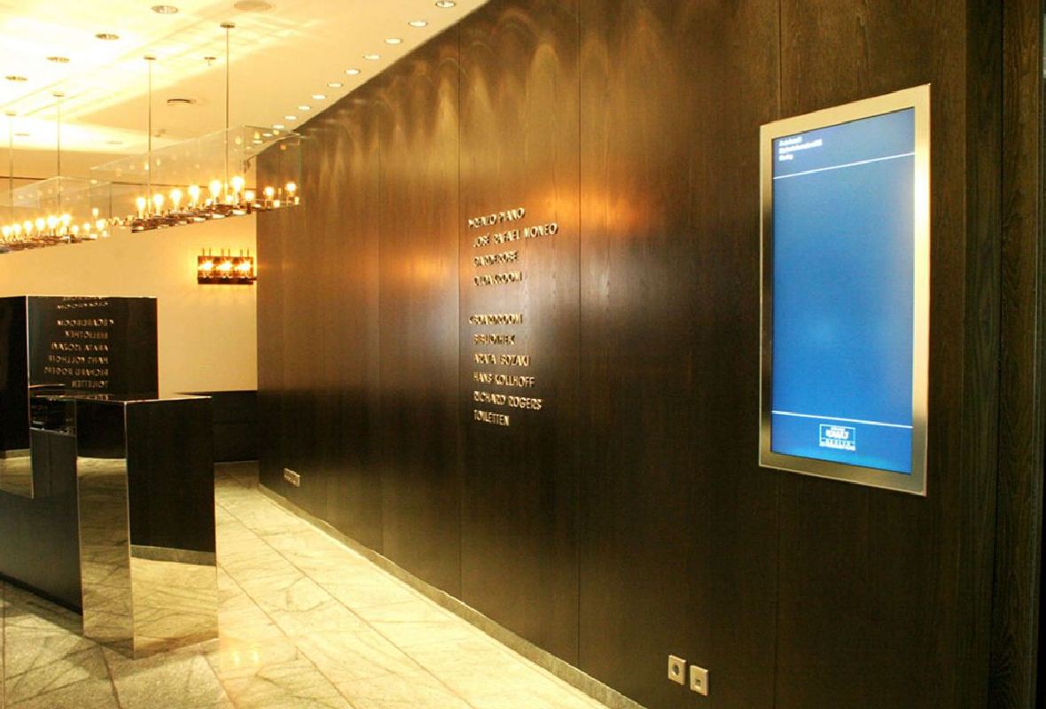 Digitale Beschilderung im Hotel Berlin Grand Hyatt