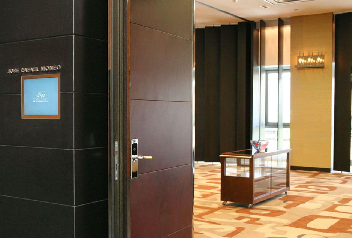 Digitale Türschilder im Hotel Berlin Grand Hyatt