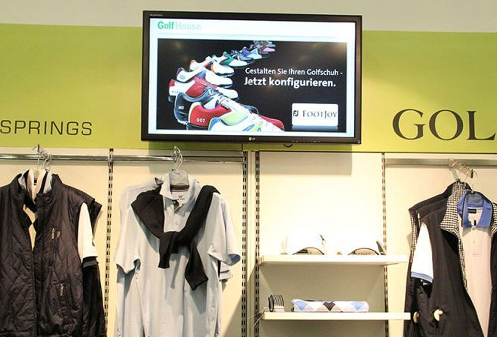 Touch-Tisch im Digital Signage Innovation Center der komma,tec redaction
