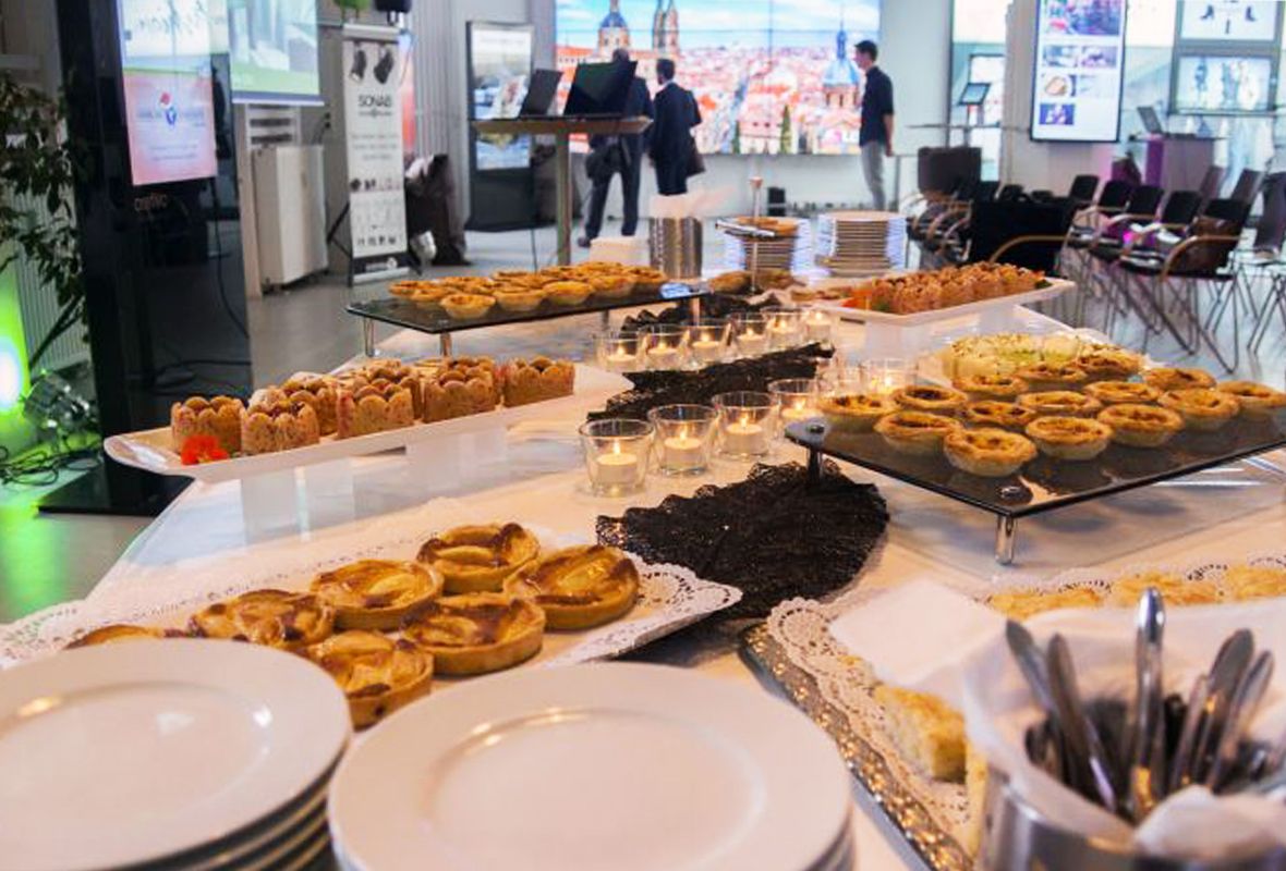 Event-Catering im Digital Signage Innovation Center der komma,tec redaction