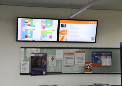 Elektronisches Wegeleitsystem und Infoboard für Universität, Fachhochschule und Berufsschule