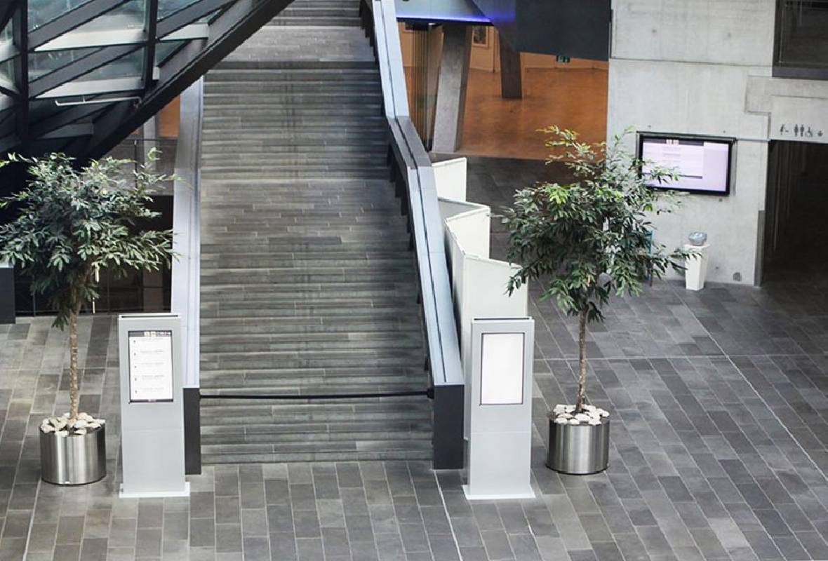 Elektronisches Wegeleitsystem im Kongresszentrum darmstadtium