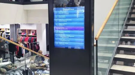 Elektronisches Infoboard der komma,tec redaction GmbH