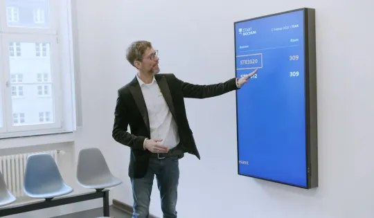 Digitales Aufrufsystem um Termine zu buchen