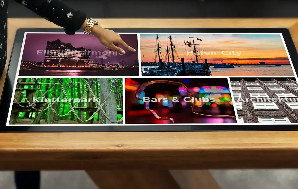 Touch Displays sind Bildschirme, die auf Berührungen reagieren und eine direkte, interaktive Bedienung ermöglichen