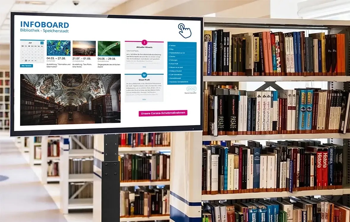 Ein digitales schwarzes Brett in einer Bücherhalle