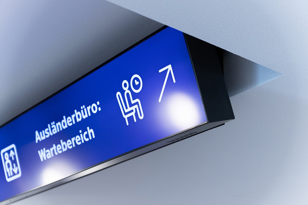 Oeffentlicher Sektor - Wegeleitsysteme - Barrierefreie Navigation für alle Generationen